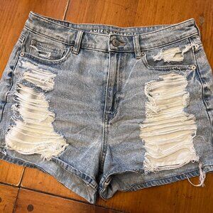 SOLD - American Eagle Distressed Shorts Size 6